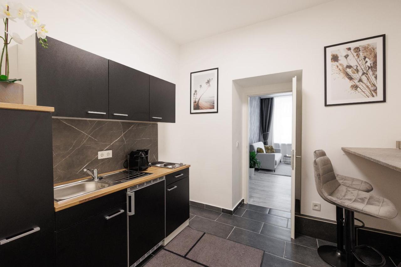 #16 Relax Apartment Prater/Messe Виена Екстериор снимка